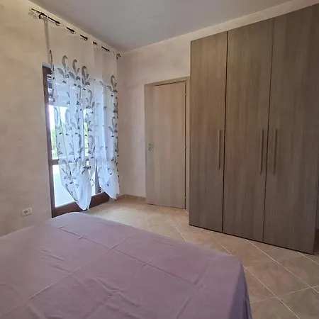 Casa Roberta Aparthotel 3*